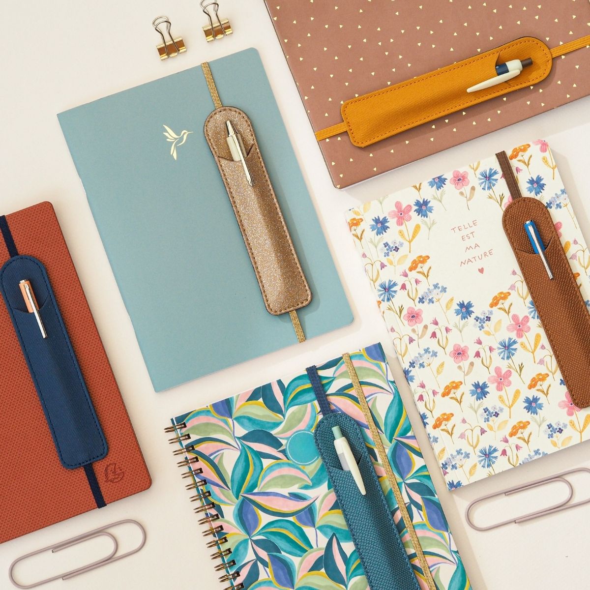 porte stylo accessoire papeterie pour agenda ou carnet